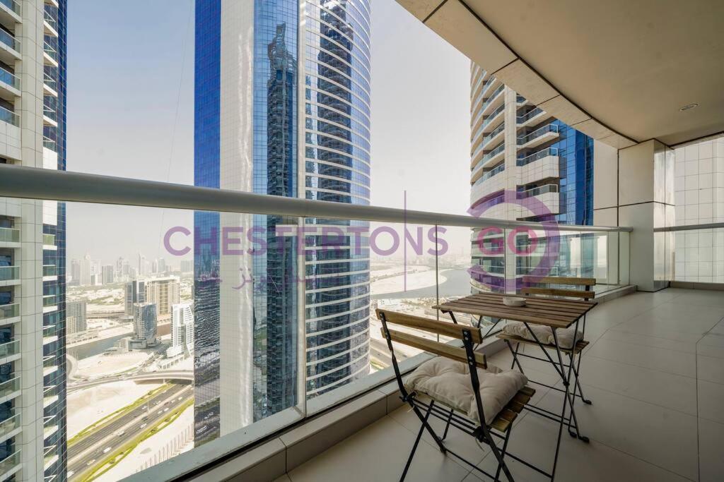 Chestertons Go - Damac Paramount Towers - Business Bay Apartment Dubai Exterior photo