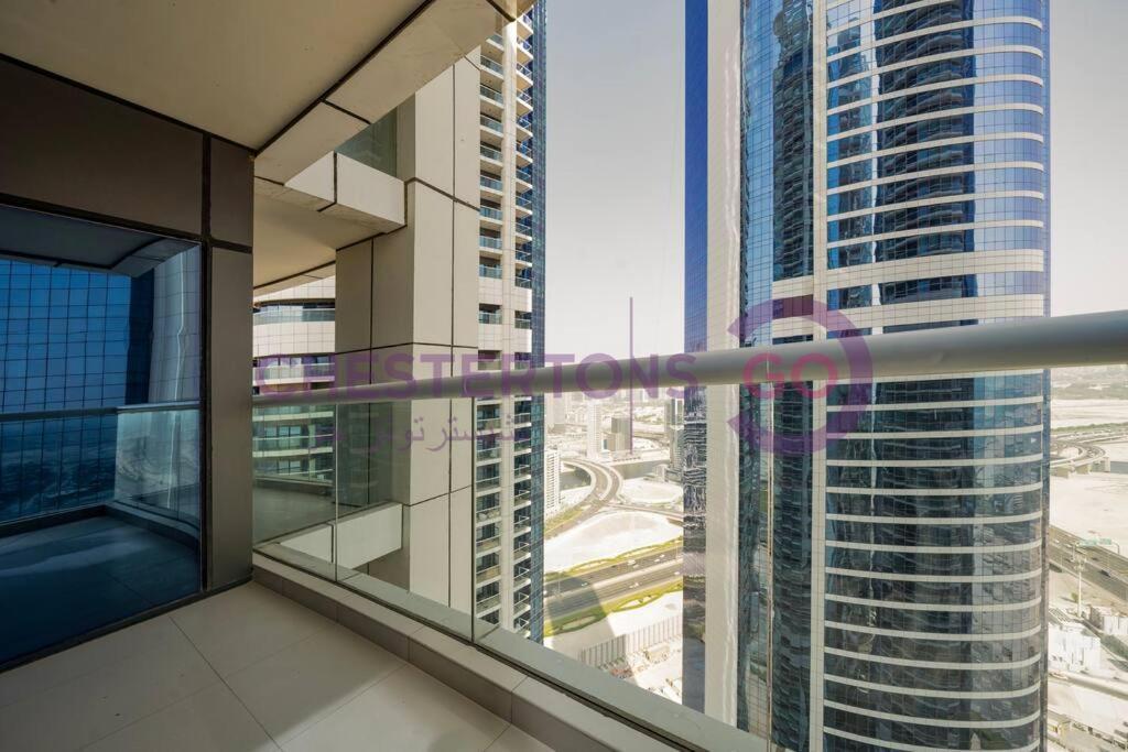 Chestertons Go - Damac Paramount Towers - Business Bay Apartment Dubai Exterior photo